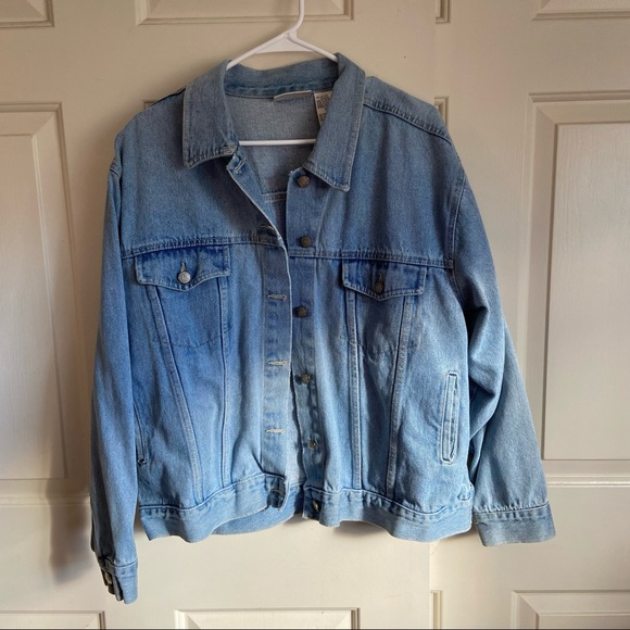 bill blass Jackets & Blazers - Vintage Billblass light wash denim jacket